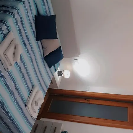 Casa Di Via Pitre' 29 *